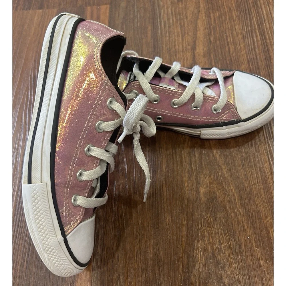 Converse Girls Size 1 Chuck Taylor All Star Iridescent Glitter Sneakers Pink